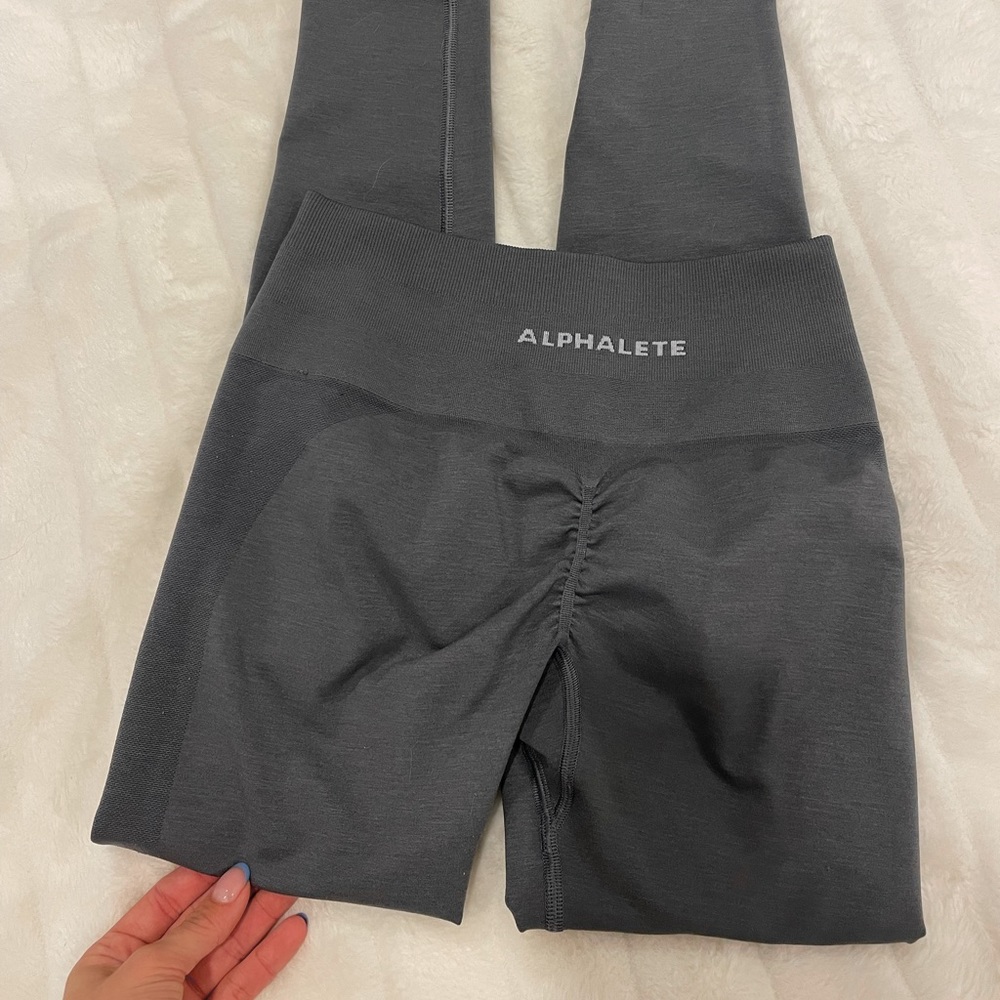 Alphalete amplify leggings small